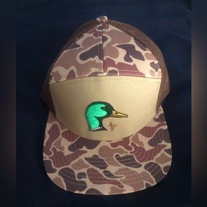 American Fetcher Mallard Duck Head — 7 Panel Duck Camo Hat
